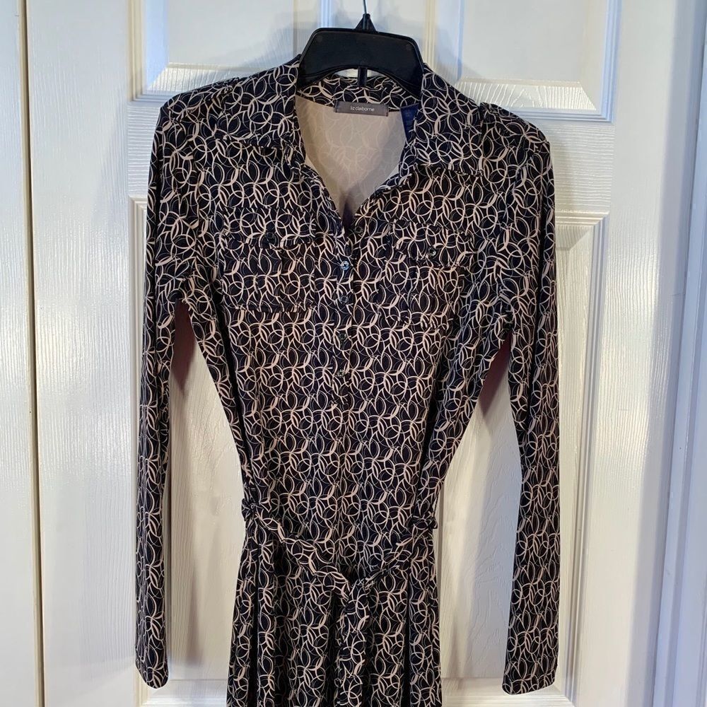 BLACK AND GOLD LONG SLEEVE 👗 by LIZ CLAIBORNE S-S